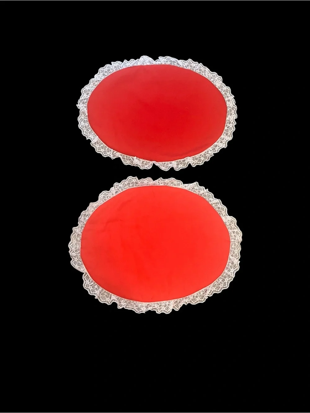 Red White Checkered Gingham Hearts Fabric Oval Placemats Lace Trim - Set of 4